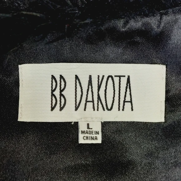 BB Dakota Cruz Black Faux Fur Overcoat Soft Chick Crop Vest P2858 - Picture 4 of 6